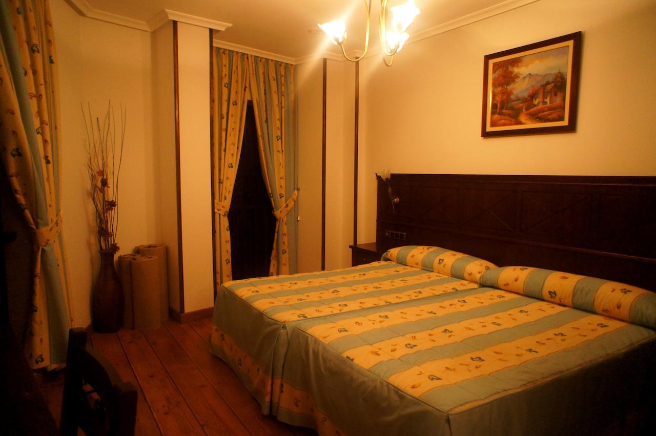 Hotel Mirador Da Ribeira Viana do Bolo Zimmer foto