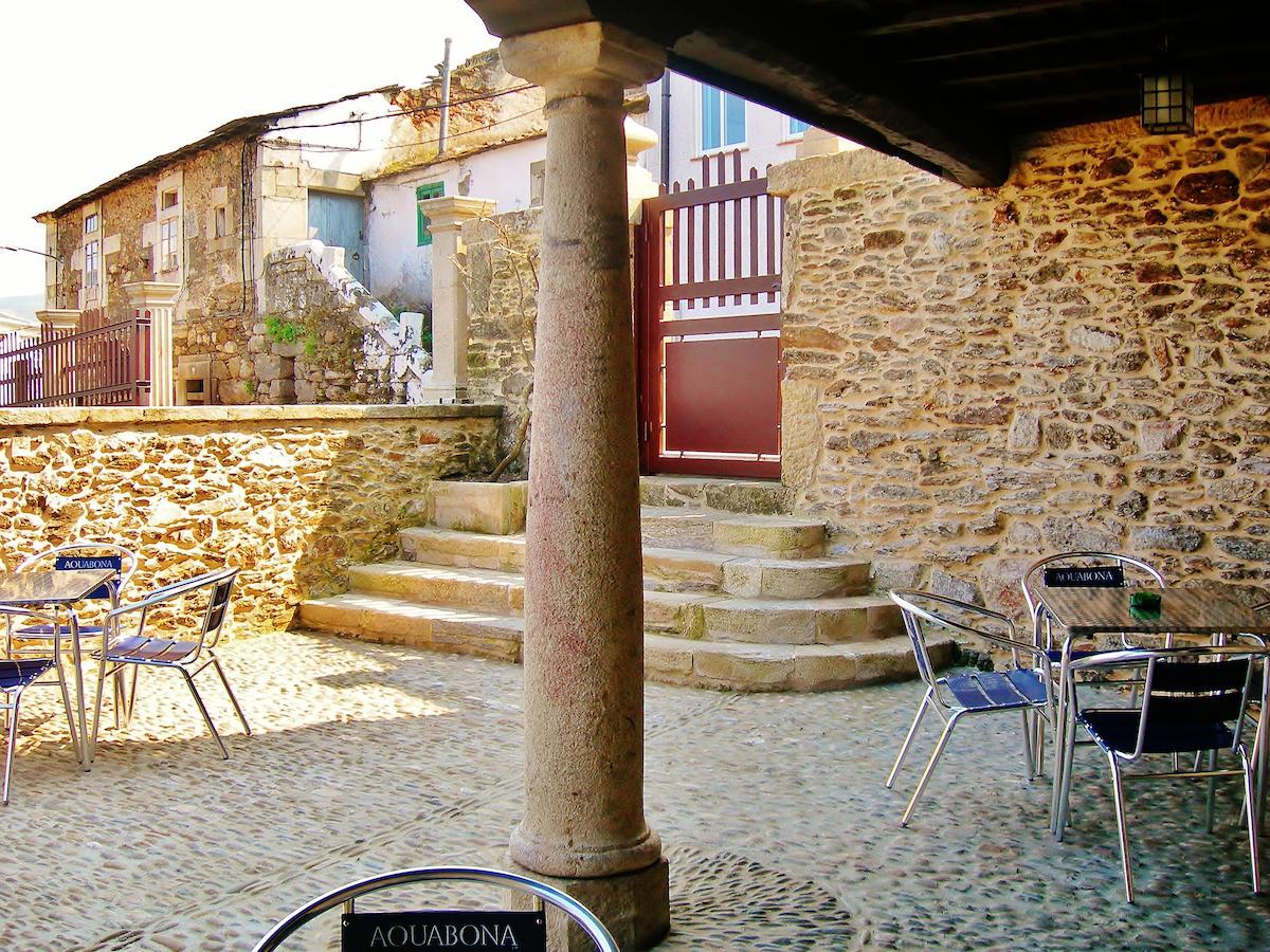 Hotel Mirador Da Ribeira Viana do Bolo Exterior foto