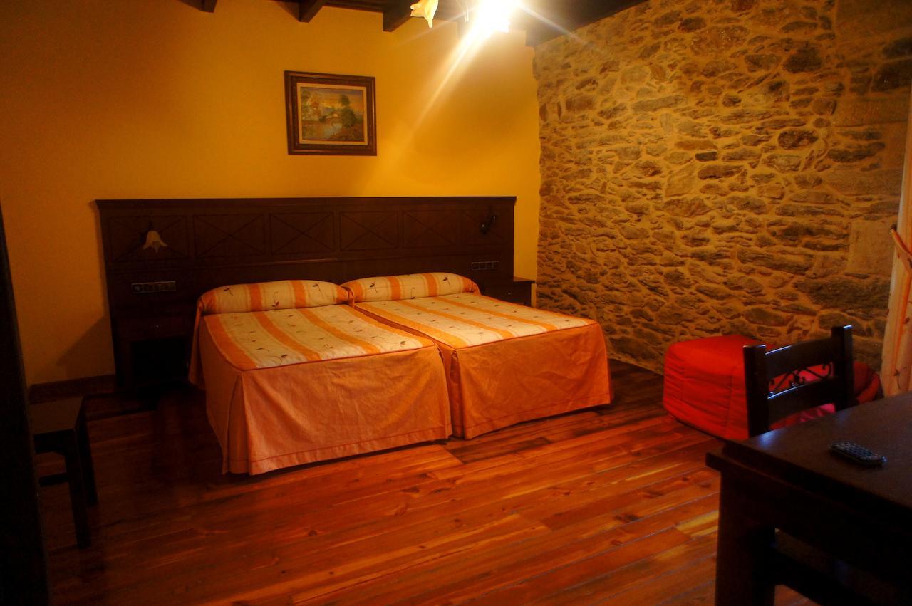 Hotel Mirador Da Ribeira Viana do Bolo Exterior foto